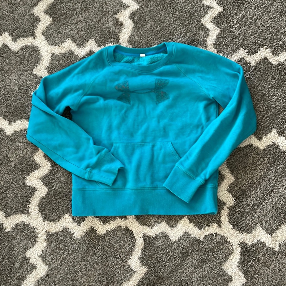 Blue Under armor shirt woman’s small shirt